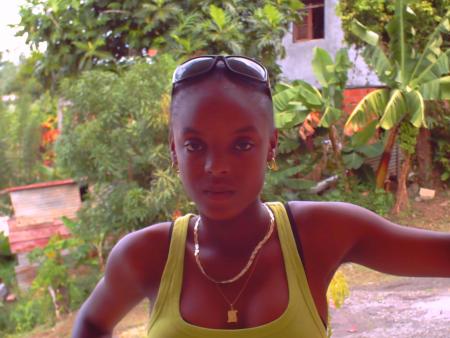 *********====p!$$$$$0n r0ùg:::::::::://///////*
